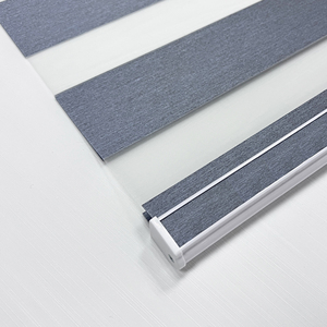 Chất lượng cao tùy chỉnh kích thước thông minh ngựa vằn điện màn cửa ngang nhựa được xây dựng trong Rèm Shades cửa chớp nhà đồng bằng - Product Image 3