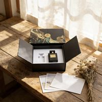 Boîte cadeau rigide à double porte avec fermeture magnétique, logo personnalisé, estampage à chaud noir et or, emballage pour parfum et cosmétiques avec insert en EVA