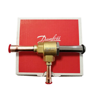 Vanne d'expansion électronique Danfoss Akv10p en laiton à équilibrage interne pour climatisation centrale, type à impulsions - Product Image 1