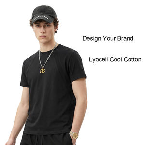 เสื้อยืดกีฬาแบบกำหนดเอง 220 กรัม เนื้อผ้าคอตตอนไลโอเซลล์เย็นสบาย เสื้อยืดผู้ชายสีพื้นแบบต่อผ้า ทรงออกกำลังกาย คอกลม สำหรับผู้ชาย - Product Image 2