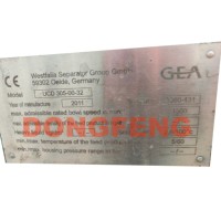 En promotion : Décanteur centrifuge d'occasion WESTFALIA UCD305-00-32 5000L/H pour machines de traitement des boues et de l'eau