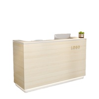 Table de comptoir de réception moderne de taille personnalisée avec logo petite pierre artificielle en bois pour immeubles de bureaux hôtels écoles salons de manucure