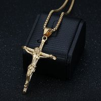 Collier pendentif croix de Jésus tendance en acier inoxydable DZ898 avec chaîne de 3 mm * 60 cm