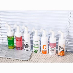 Soin de la <span class=keywords><strong>peau</strong></span> personnalisé hydratant blanchissant les pores crème nettoyante en profondeur thé vert anti-acné mousse lavage du visage <span class=keywords><strong>gel</strong></span> nettoyant <span class=keywords><strong>pour</strong></span> le visage - Product Image 3