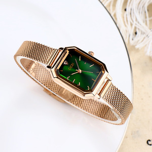 Reloj casual simple y versátil para mujer, cuadrado, retro, con correa de malla, resistente al agua, de cuarzo, venta al por mayor. - Product Image 3