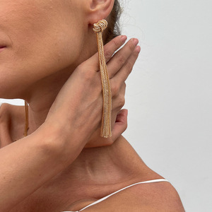 Collar de Eslabones Geométricos en Forma de Y, Chapado en Oro, Estilo Europeo Americano, Simple, para Mujer, Estilo Frío, Multicapa, con Cuentas CCB - Product Image 4