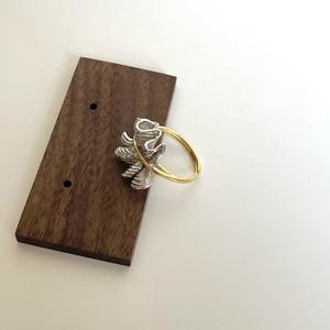 Bague d'index vintage en argent sterling S925, jupe à pétales irrégulière plissée avec placage 18 carats, couleur antique vintage, personnalité - Product Image 2