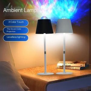 Lámpara de Mesa con Proyección de Cielo Estrellado, Lámpara Moderna con Forma de Botella de Vino, Lámpara de Noche para Dormitorio, Protección Ocular, Ambiente Nocturno - Product Image 2