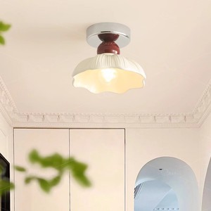 Luminaire de plafond de style Wabi-Sabi rétro français de couleur crème Casagd pour balcon et hall d'entrée - Product Image 1