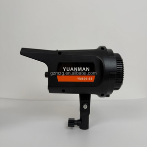 Luz de Relleno LED Portátil YM-600-SS de 100W para Vlogging en <span class=keywords><strong>YouTube</strong></span>, Maquillaje y Transmisión en Vivo con Funciones de Iluminación de Estudio - Product Image 2