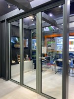 Fabricant de portes en aluminium sur mesure en Chine, portes en aluminium à double vitrage écoénergétiques, portes pliantes en aluminium insonorisées pour patio