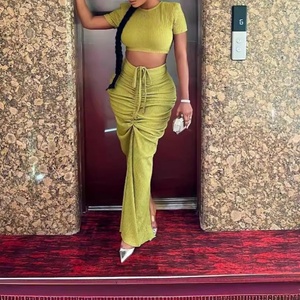 Viviblook Z0114ST08 Nuevas mujeres Tight Sexy plisado de manga corta Crop Top Cordón Falda plisada Conjunto de dos piezas - Product Image 1