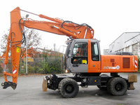 Machinerie d'ingénierie haut de gamme ZX210W, excavatrice sur roues pour le drainage, le creusement de fossés, la manutention de matériaux et la construction civile