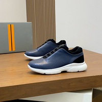 Chaussures de marche décontractées pour hommes en cuir perforé de style designer de haute qualité, à enfiler avec lacets élastiques, semelle épaisse et souple
