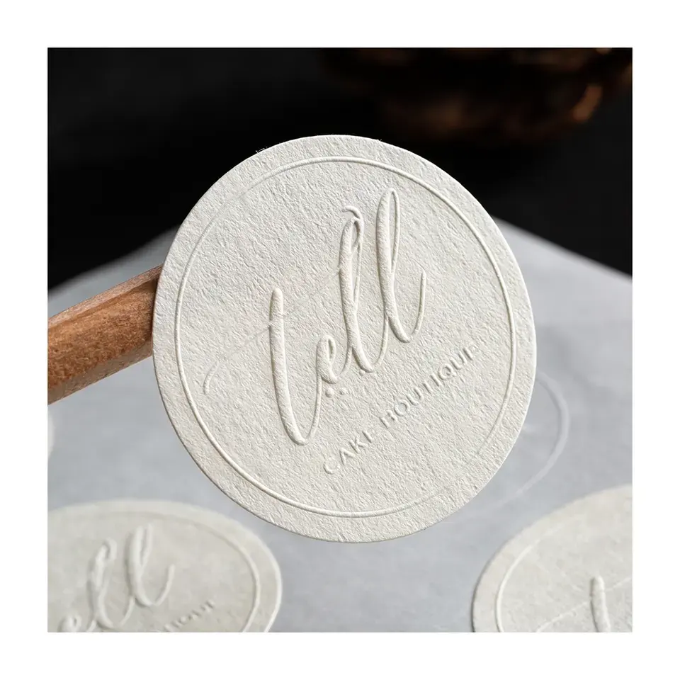 맞춤형 인쇄 스티커 양각 라벨 매트 스티커 범프 스티커 맞춤형 순백색 스틸 로고 제작 브랜드