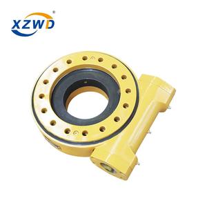 油圧モーター付き旋回ベアリングドライブソーラートラッカーSE12用旋回ドライブ - Product Image 1