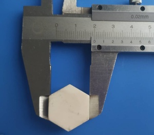 Керамическая плитка из оксида алюминия для защиты оборудования от истирания, укрепления поверхностей желобов, бункеров, циклонов и трубопроводов - Product Image 6