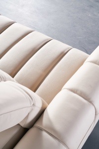 Canapé inclinable moderne à trois places en cuir véritable, extensible, avec fonctions de massage électriques, télécommande, structure métallique pour salon - Product Image 6