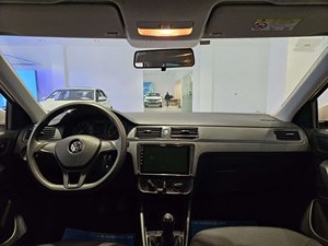 Voitures d'<span class=keywords><strong>occasion</strong></span> Volkswagen <span class=keywords><strong>Santana</strong></span> berline 2021-2023 avec boîte de vitesses automatique, caméra de recul, sièges en tissu, conduite à gauche - Product Image 5