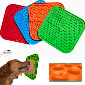 Zmaker personnalisé chien lécher tapis chat mangeoire lente lécher Pad avec ventouses Puzzle chien lent Silicone chien lécher tapis - Product Image 1