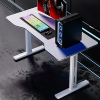Bureau de jeu ergonomique moderne G8, hauteur réglable avec pieds noirs et blancs imprimés en UV LED, surface PB, porte-gobelet et crochet pour casque