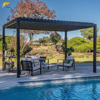 Pergola Bioclimatique Motorisée en Aluminium 3x3 avec Lamelles Latérales Extérieures Rétractables pour Terrazzo
