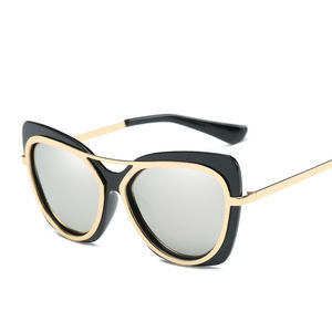 Gafas de Sol con Protección UV 2023, Alta Calidad, Logotipo Personalizado, Hechas en China, Gafas de Sol Polarizadas al por Mayor para Mujer - Product Image 3