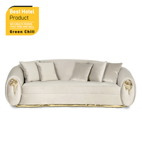 Canapé moderne de luxe, mobilier de salon, canapé haut de gamme de designer rembourré avec base en laiton pour la maison, villa, intérieur