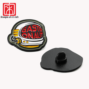 Logo del casco smaltato duro personalizzato di fabbrica <span class=keywords><strong>Gourmet</strong></span> Taster spilla da bavero in smalto morbido in lega di zinco - Product Image 1