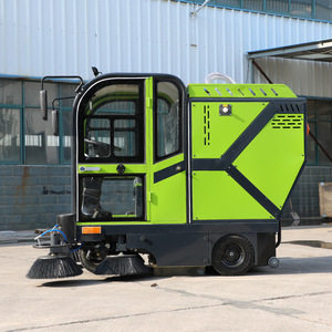 Barredora Eléctrica Korosun 8800, Pequeña, de Tres Ruedas, Limpiadora Industrial de Pisos para Limpieza de Carreteras en Fábricas y Parques - Product Image 3