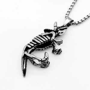 Europe et les États-Unis rétro faire vieux Triceratops dinosaure personnalité tendance hommes emballage indépendant titane acier pend - Product Image 2