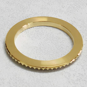 Blingbling Gold - Piezas de Repuesto para Bisel de Reloj con Incrustaciones de Diamantes de Laboratorio, Hechas a Mano con Materiales Reciclados, Ligeras, de Acero Inoxidable, de 40 mm - Product Image 4