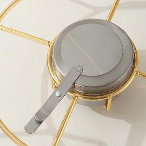 סט כלי הגשה לחימום מזון מנירוסטה בצבע זהב עגול עם מכסים, מגשי הגשה לאירועים וקייטרינג - Product Image 2