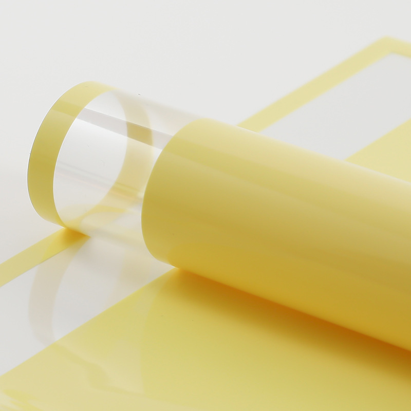 Jaune