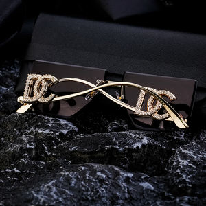 KAJILA-<span class=keywords><strong>Gafas</strong></span> <span class=keywords><strong>de</strong></span> <span class=keywords><strong>sol</strong></span> irregulares sin montura para mujer, <span class=keywords><strong>gafas</strong></span> <span class=keywords><strong>de</strong></span> <span class=keywords><strong>sol</strong></span> <span class=keywords><strong>de</strong></span> moda con logotipo personalizado, con diamantes <span class=keywords><strong>de</strong></span> imitación, UV400 - Product Image 4