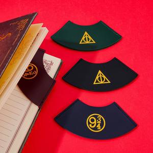 Marcapáginas de Cuero PU con Bordes Cosidos, Diseño de <span class=keywords><strong>Harry</strong></span> <span class=keywords><strong>Potter</strong></span>, Reliquias de la Muerte y Plataforma Nueve y Tres Cuartos - Product Image 1