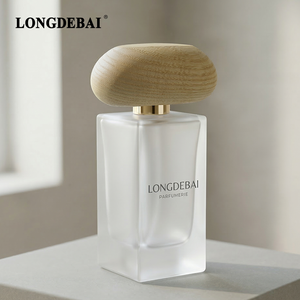 Nuevo Diseño 2026 LONGDEBAI, Botella de Perfume de Vidrio Esmerilado Cuadrada de Lujo, Vacía, de 30ml, 50ml y 100ml, con Pulverizador y Tapa de Madera - Product Image 2