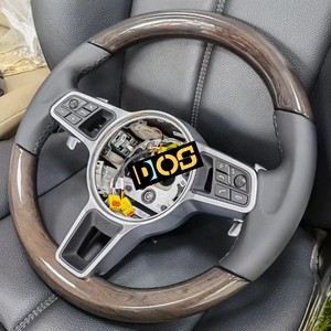 Volante de Fibra de Carbono LED Compatible con <span class=keywords><strong>Porsche</strong></span> Panamera Cayenne Macan 718 Boxster Cayman Taycan <span class=keywords><strong>Carrera</strong></span> 996 911 981 957 958 991 - Product Image 5