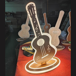 Lámpara de mesa de guitarra estéreo visual para decoración de dormitorio, lámpara de mesa creativa moderna - Product Image 3