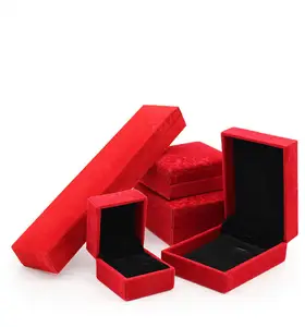 Boîte à bijoux en velours personnalisé, rose, boîte d'emballage de cils, bijoux rouges, chapeau, parfum