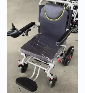 最经济电池动力电动小型轻便残疾人轮椅