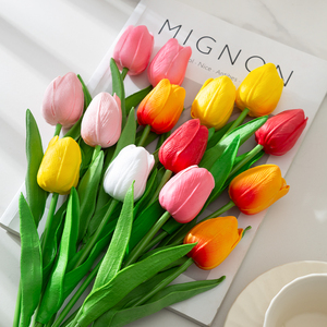 Ramo de Tulipanes Artificiales Mengjie, Material PU, Multicolor, Decoración para el Hogar, Arreglo Floral - Product Image 1