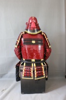 Tam Set Demir Samuray Yoroi Zırhı Oymalı 3D Altın Desenli Miğfer Göğüs Plakası Büyük Geyik Boynuzu Maedate Kabuto Giyilebilir Japon