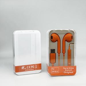 Écouteurs filaires Type-C orange intra-auriculaires avec microphone, commande intégrée et puce numérique pour usage quotidien - Product Image 5