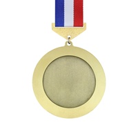 Vente en gros de médailles et trophées sportifs en alliage de zinc, or et argent, moulés sous pression, forme personnalisée, design 3D, à prix abordable