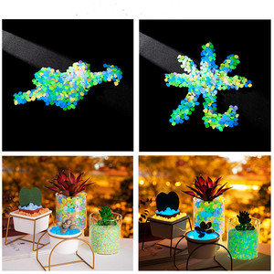 Vente en gros Diamant artificiel lumineux pour <span class=keywords><strong>aquarium</strong></span> Pierre <span class=keywords><strong>Pas</strong></span> <span class=keywords><strong>cher</strong></span> 1cm Décoration d'<span class=keywords><strong>aquarium</strong></span> rougeoyante - Product Image 4