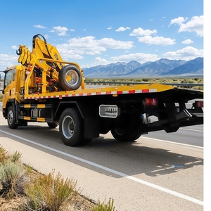 Camion de remorquage Sinotruk HOWO 5 tonnes avec grue pour le sauvetage routier et le dépannage - Product Image 5