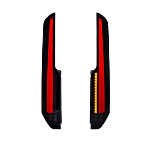 YU GUANG LED 2016-2022 feux arrière pour <span class=keywords><strong>Ford</strong></span> <span class=keywords><strong>Transit</strong></span> nouvel état <span class=keywords><strong>feu</strong></span> arrière fonction inverse Auto partie feux système feux arrière - Product Image 1