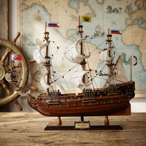 Maquette de bateau Poltava artisanale ancienne et moderne, gravée et personnalisée, en bois durable pour la maison ou le bureau, dimensions 60L x 25W x 55H cm - Product Image 2