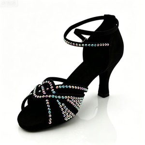 <span class=keywords><strong>Chaussures</strong></span> <span class=keywords><strong>de</strong></span> <span class=keywords><strong>danse</strong></span> latine et <span class=keywords><strong>de</strong></span> salon classiques <span class=keywords><strong>pour</strong></span> femmes, faites à la main, avec dessus en soie et strass, antidérapantes <span class=keywords><strong>pour</strong></span> adultes, usage intérieur - Product Image 1